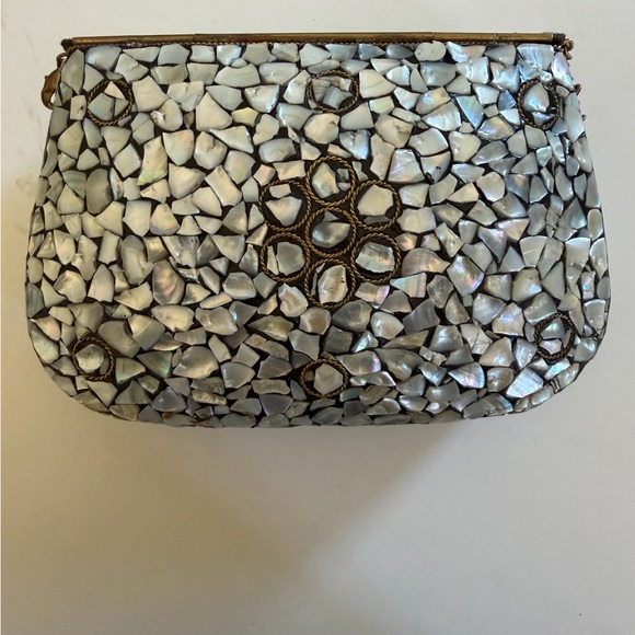 Antik Kraft Mosaic Mother of Pearl Clutch with Gold Accents - Picture 3 of 4